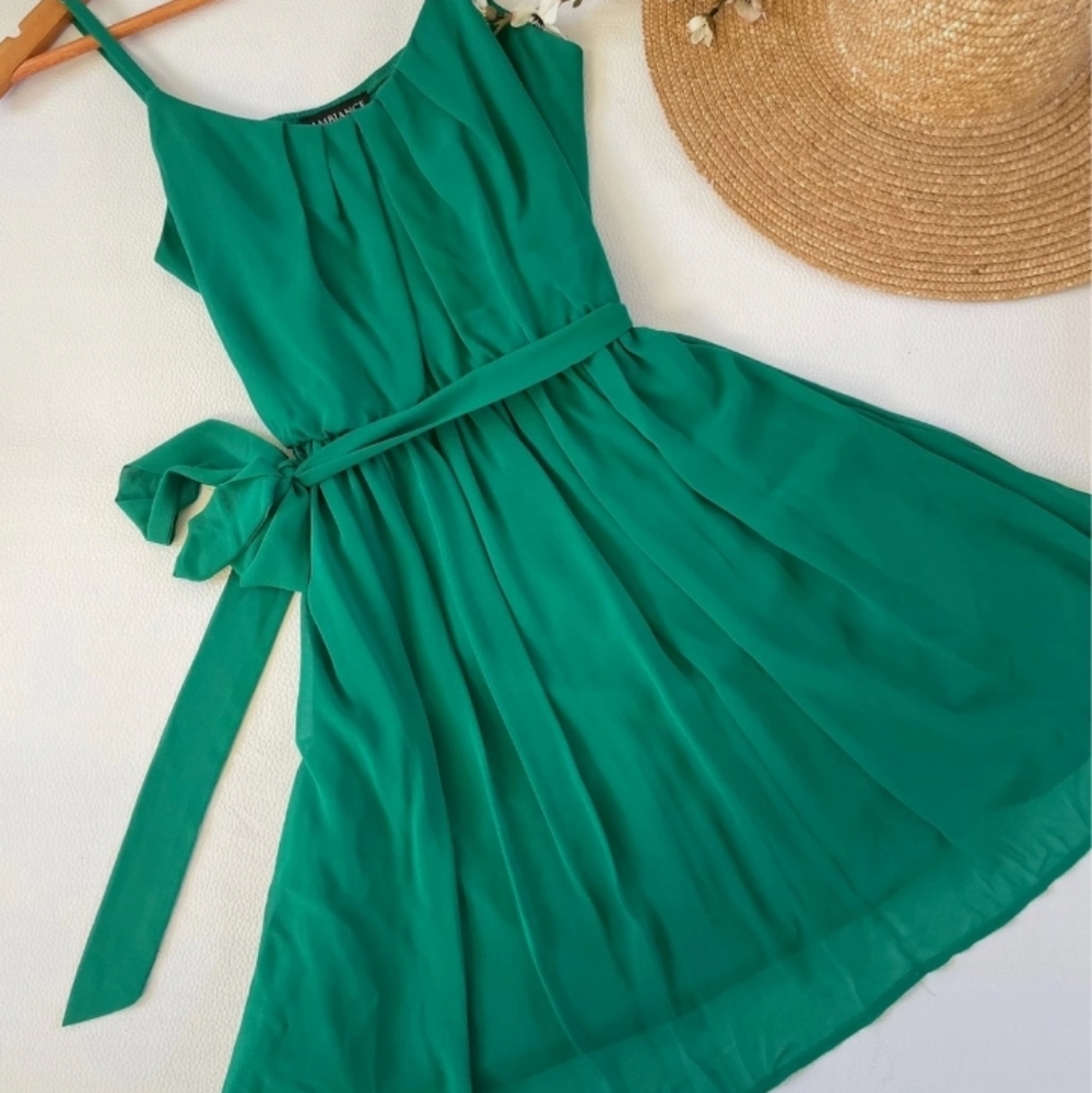 Green cute dress